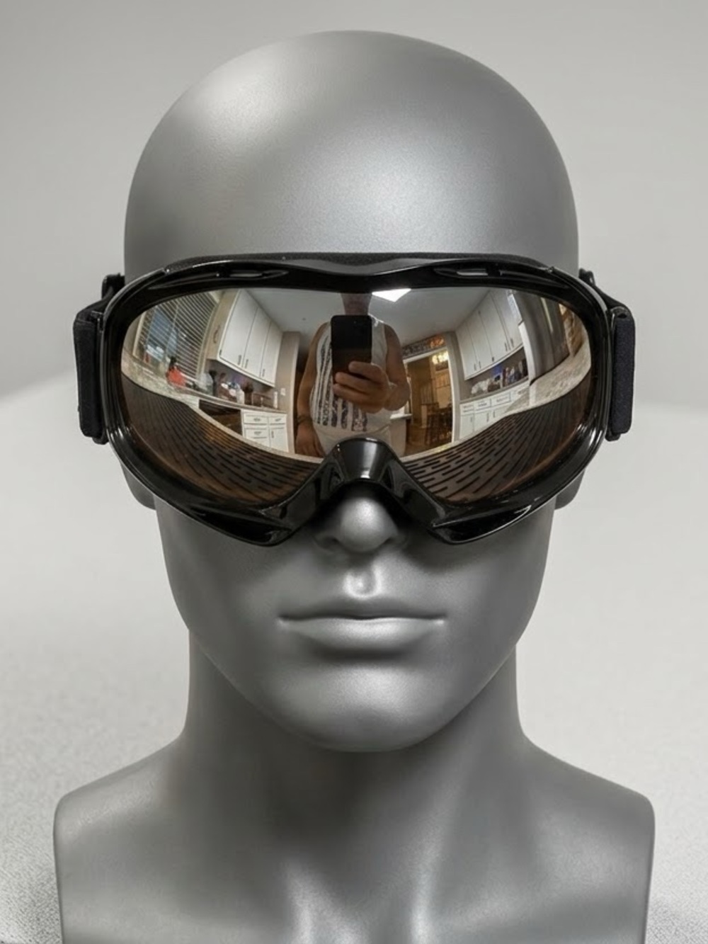 Gold Mirrored Ski Goggles Black Protective VR/AR Goggles with Adjustable Strap